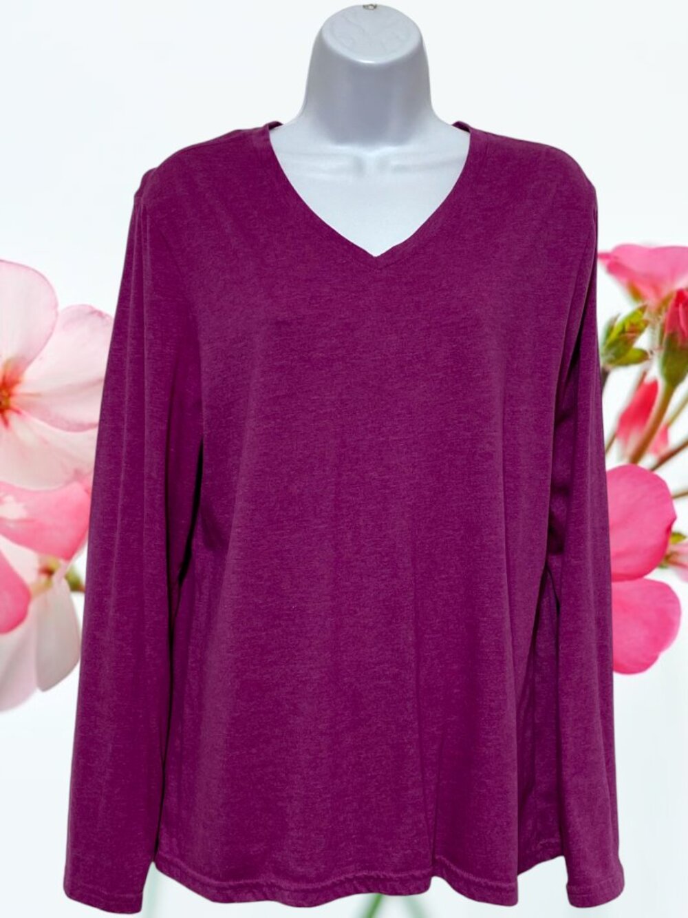 Faded Glory-Women's XL Purple Top Pullover Long Sleeve V-Neckline Light Weight